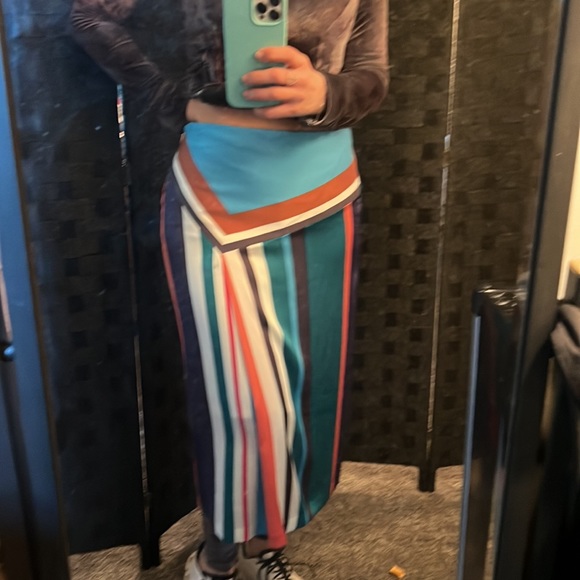 Loft Skirt Petite Multi Color Size 2. EUC. - Picture 11 of 17